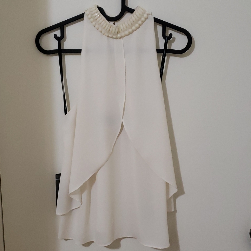Marciano White Top NWOT 💫